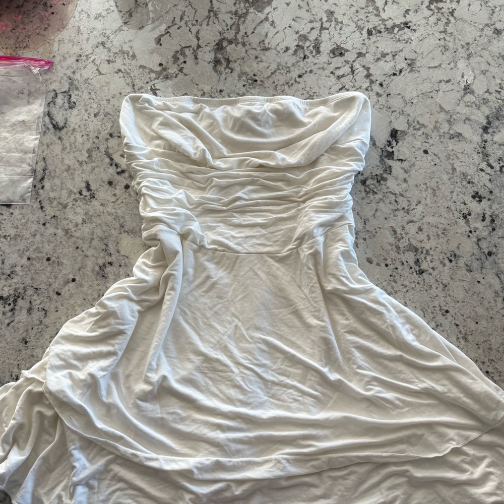 Chic White Strapless Dress